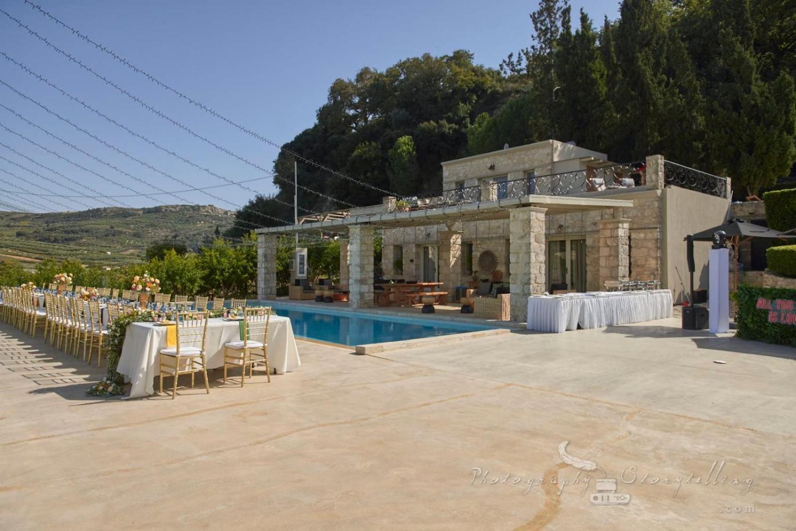 Villa Mantilari Wine Estate 7 Apartments 2 Private Pools 1 Heated Tennis Court Fitness Center Archanes Eksteriør bilde
