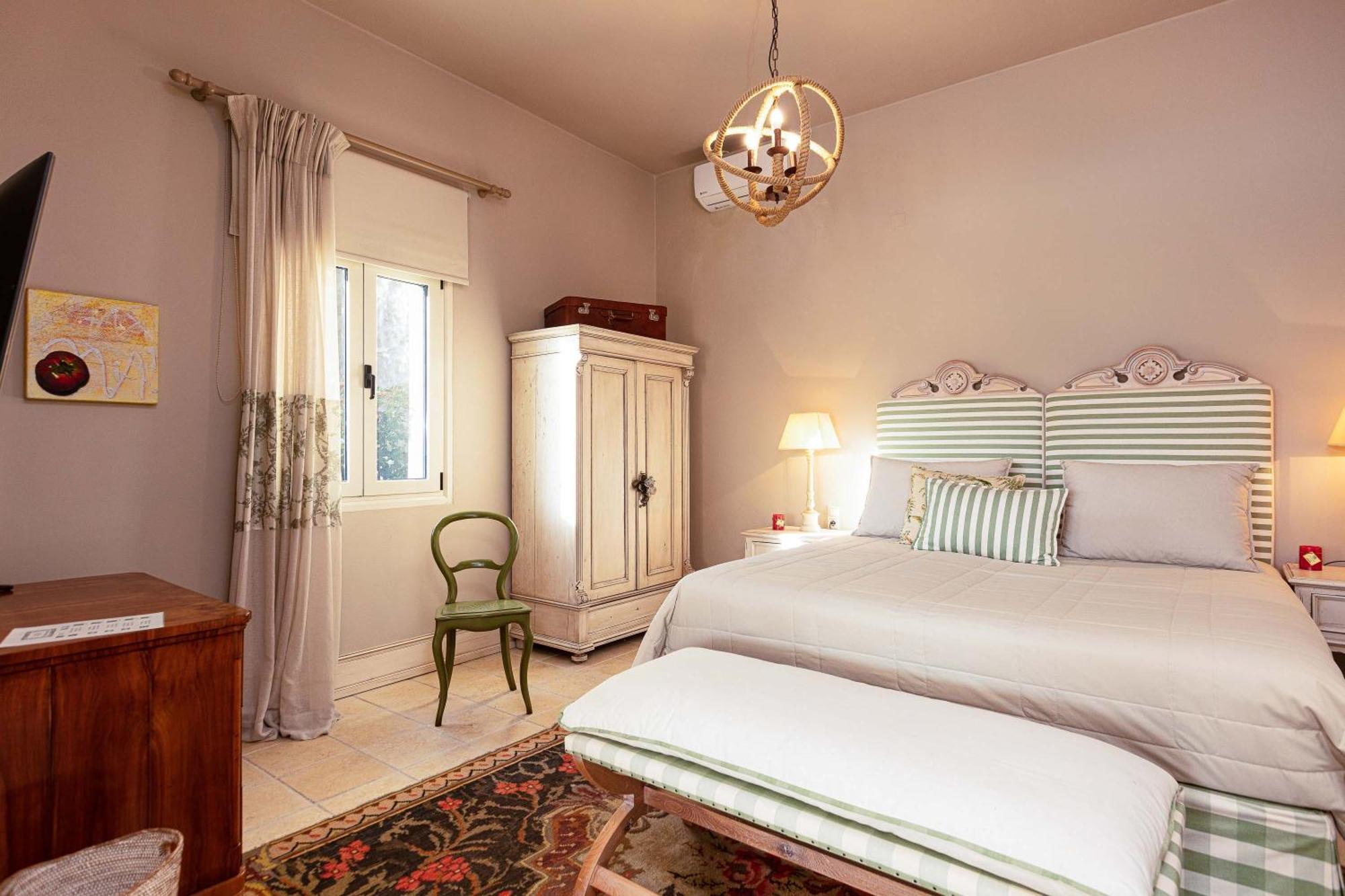 Villa Mantilari Wine Estate 7 Apartments 2 Private Pools 1 Heated Tennis Court Fitness Center Archanes Eksteriør bilde